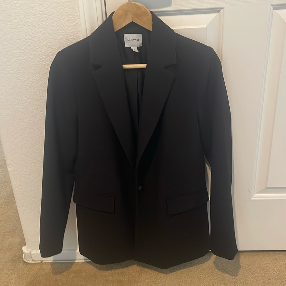 Worn one time beautiful blazer boyfriend fit